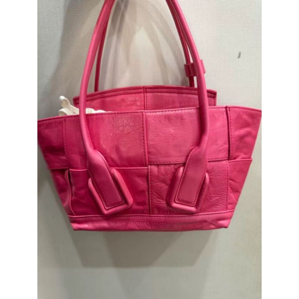 Bottega Veneta Women Pre-Loved Bag Very Good Condition